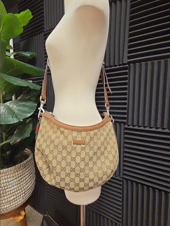 Gucci Handbags - Gucci Pre-Owned Authentic Hobo Bag Monogram Canvas - callouts!